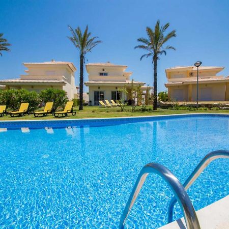لاغوس D02 - Heaven Golf Villa المظهر الخارجي الصورة