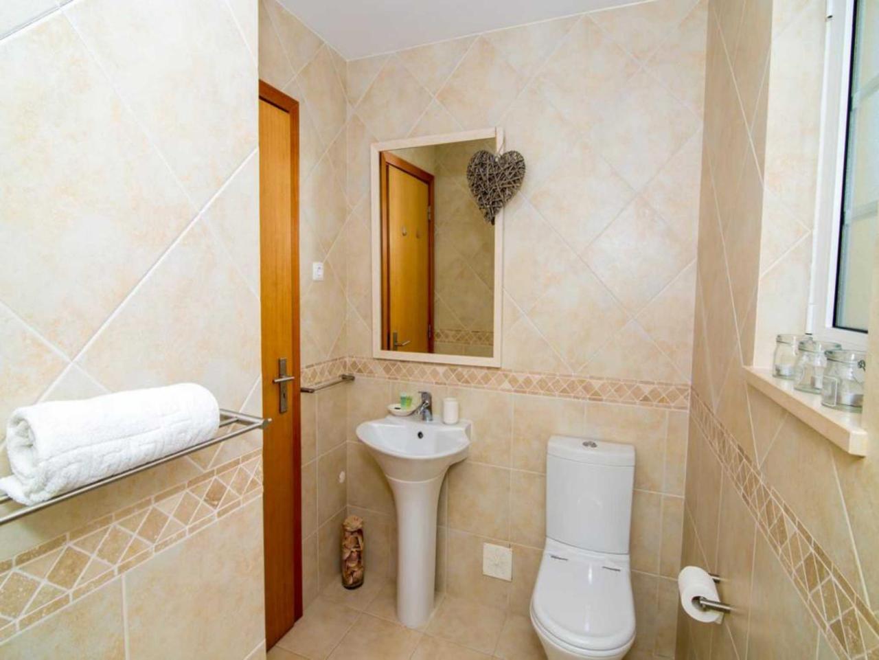 لاغوس D02 - Heaven Golf Villa المظهر الخارجي الصورة