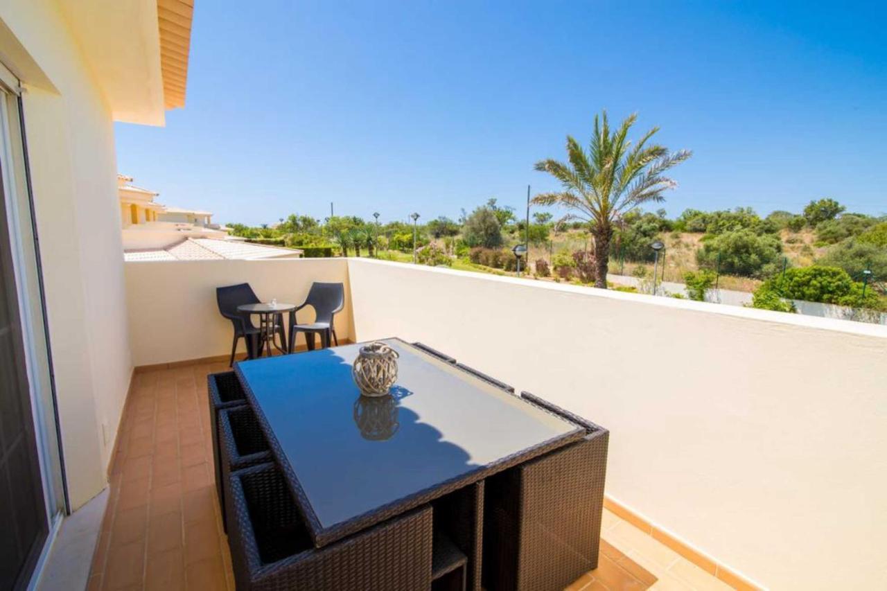 لاغوس D02 - Heaven Golf Villa المظهر الخارجي الصورة